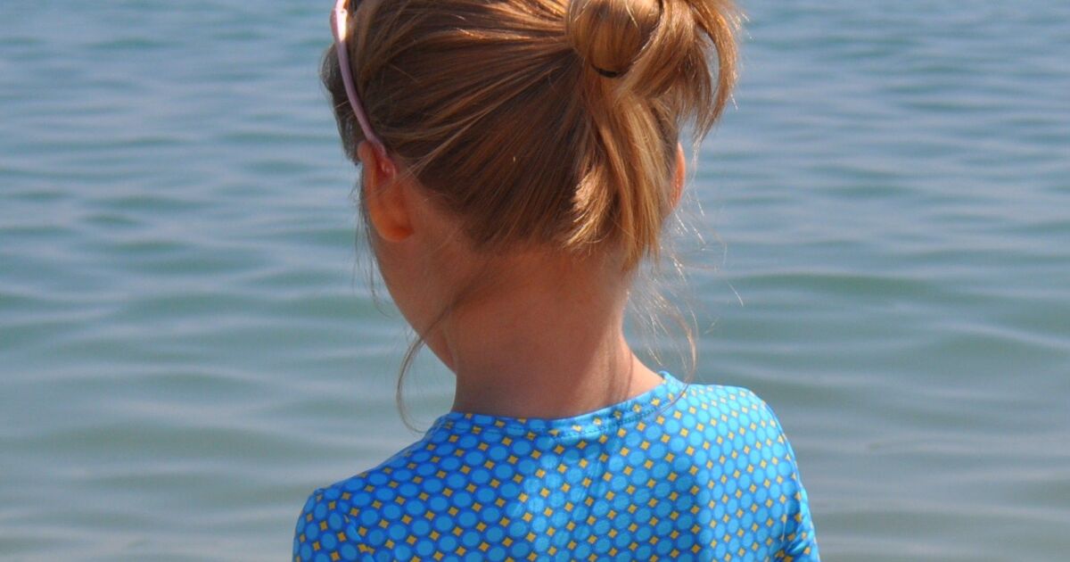 Maillot de bain enfant et tee-shirt anti-UV bleu fille Little Duck