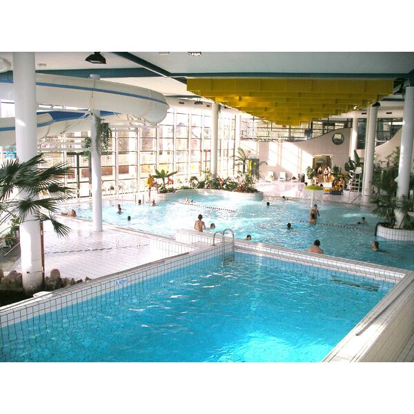 Piscine de Cesson Sévigné Horaires, tarifs et photos Guidepiscine.fr