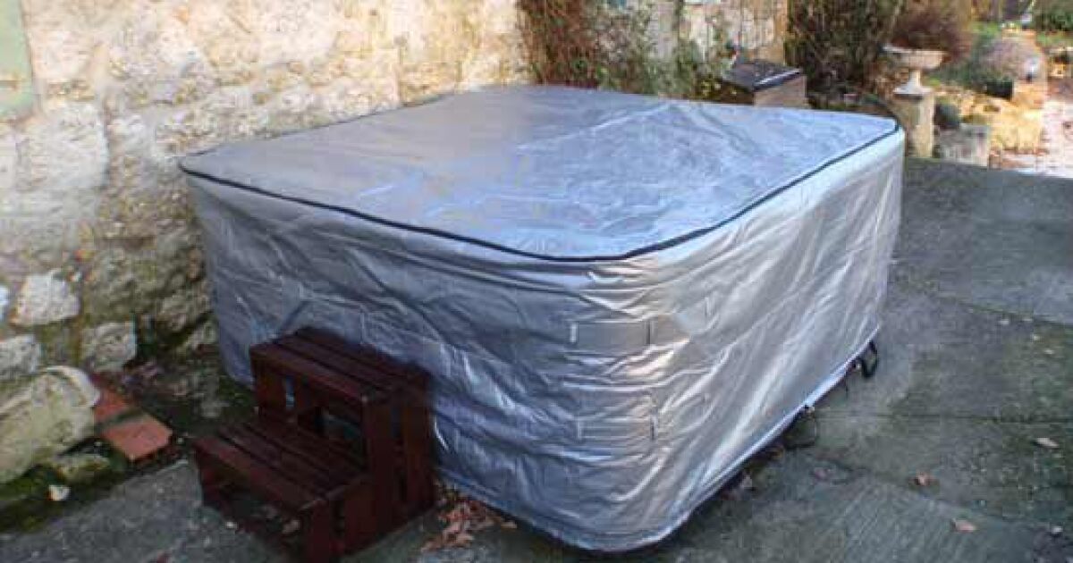 une bache pour jacuzzi 10040 1200 630