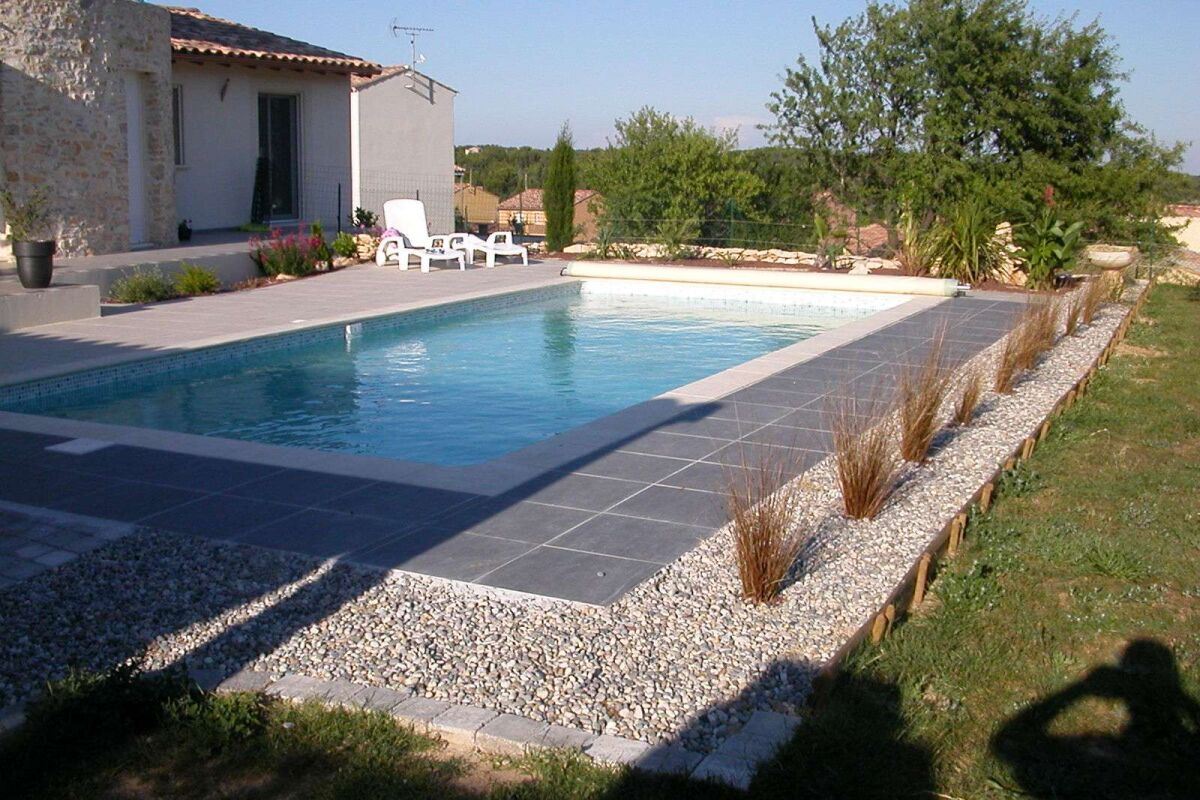 A Turquoise Piscines Bwt A Nimes Pisciniste Gard 30 Guide Piscine Fr