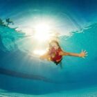 10 exercices pour apprendre à nager à votre enfant