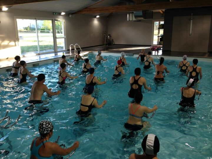 Séance d'aquabiking à Aquasun, Aix en Provence Séance d'aquabiking à Aquasun, Aix en Provence
