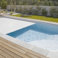 7 volets de piscine immergés et automatiques : la solution pratique et sécurité pour votre bassin