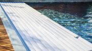 Attaches pour volet de piscine