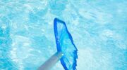 Le balai de piscine hors sol