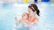 Bébé nageur : la découverte du milieu aquatique dès le plus jeune âge