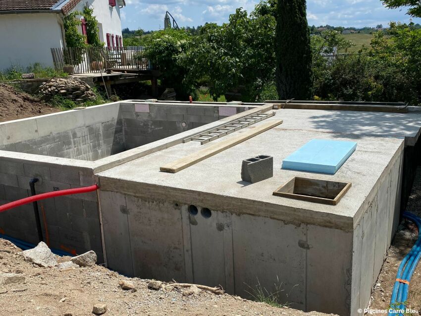 Catégorie Piscine respectueuse de l'environnement - Trophée d'or - Mikado - Delaigue - Piscines Carré Bleu &nbsp;&nbsp;