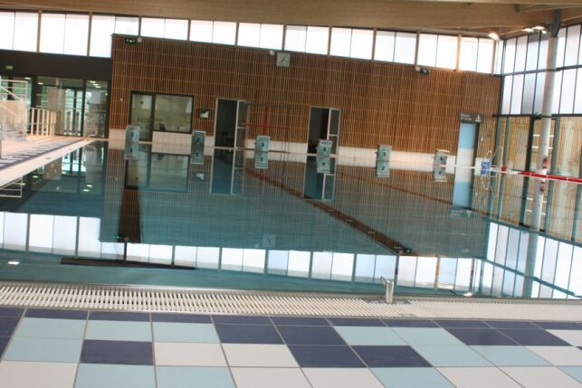 Le bassin sportif du centre aquatique du Provinois à Provins