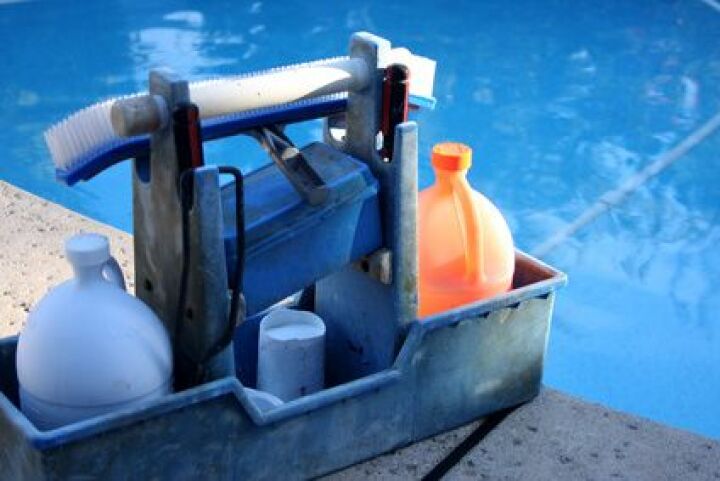 Certains produits piscine sont incompatibles entre eux Certains produits piscine sont incompatibles entre eux