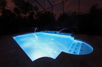 Un éclairage de piscine pas cher : quelles solutions&nbsp;?