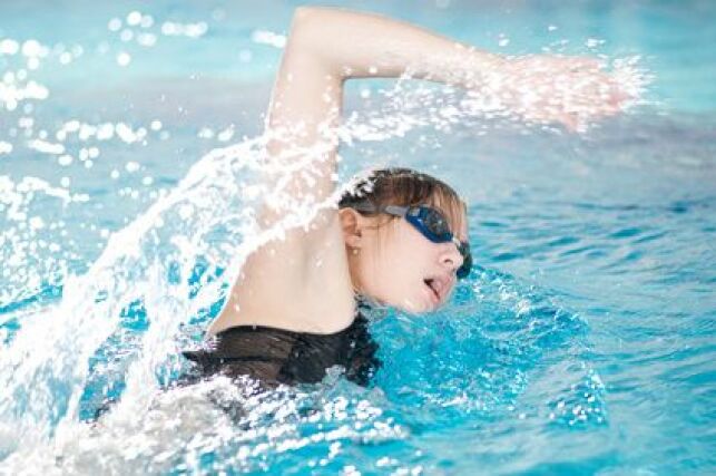 Comment éviter d’avoir mal aux oreilles quand on nage sous l’eau ?