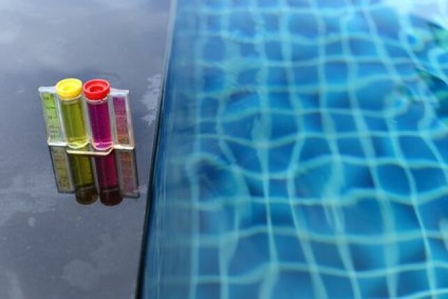 Comment mesurer le pH de l’eau d’une piscine ?