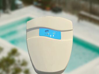 Sécurité piscine 2023 : Comparatif des alarmes incontournables pour vos baignades en famille en toute sérénité