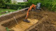 Construction de piscine : les contraintes liées au sol 