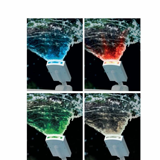 Profitez des 4 couleurs que propose la fontaine à LED © INTEX