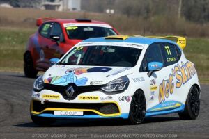 Toucan partenaire de Corentin Tierce pour la Clio Cup