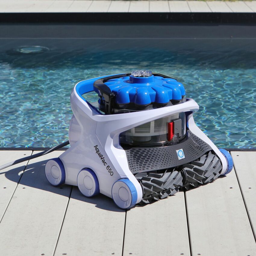 Découvrez le Robot AquaVac® 6 series, par Hayward&nbsp;&nbsp;