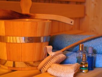 Accessoires de sauna : des kits pour bien s'équiper