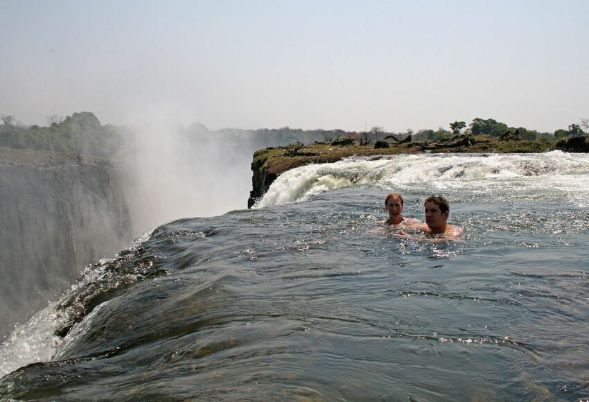 Devil’s Pool : la piscine naturelle infinie la plus dangereuse au monde !&nbsp;&nbsp;