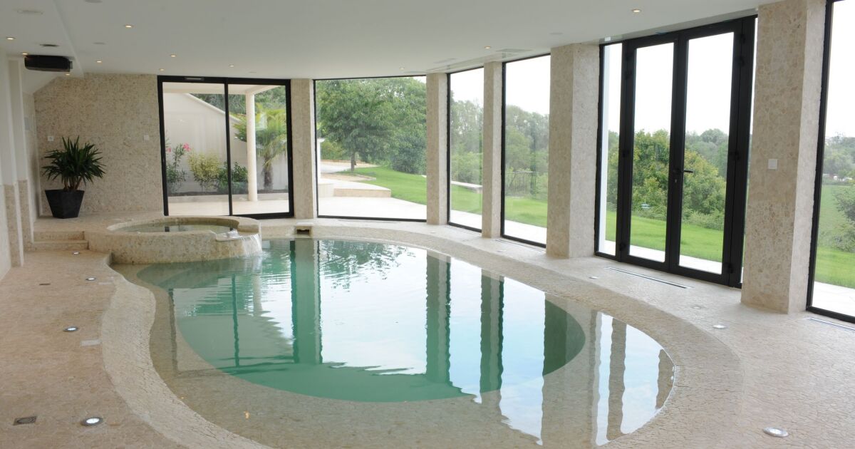 Construire une piscine intérieure