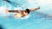 Essoufflement en natation : comment bien prendre son souffle
