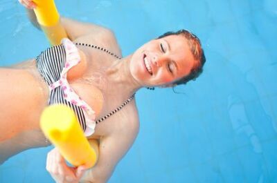 Exercices de natation pour femme enceinte