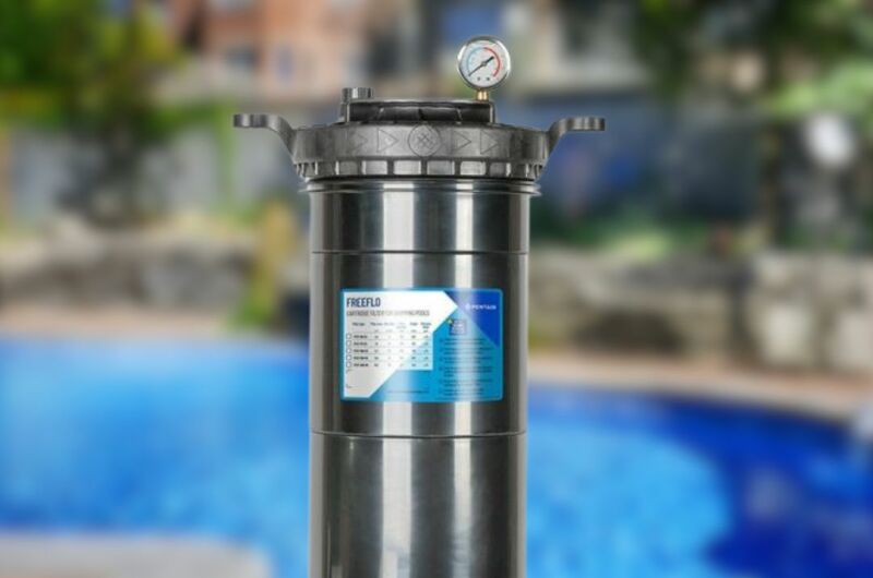 Ce filtre à cartouche est la solution qu'il vous faut au printemps pour la filtration de la piscine!