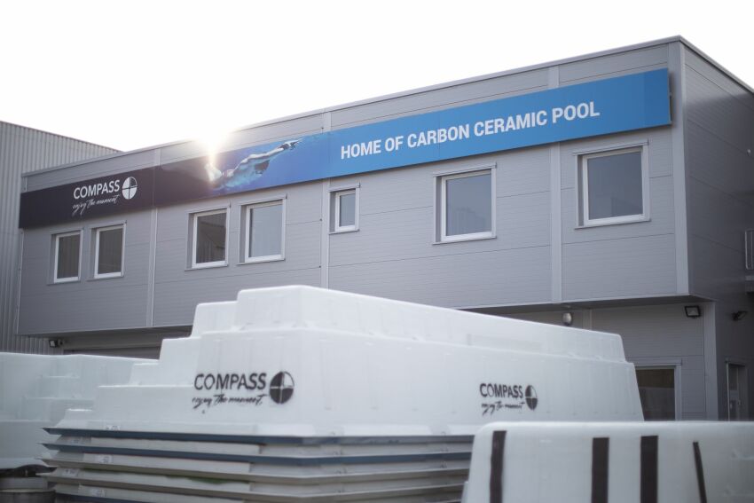 Grâce à sa technologie brevetée, Compass est l’un des principaux acteurs du marché de la piscine en Europe. &nbsp;&nbsp;