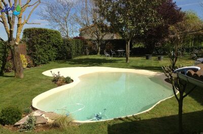 Piscine avec bassin en caoutchouc