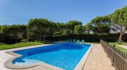 Hiverner une douche de piscine