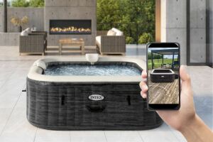 Intex intègre la réalité augmentée pour ses piscines et spas gonflables