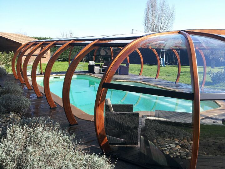 L’abri de piscine en bois : nature et efficacité L’abri de piscine en bois : nature et efficacité