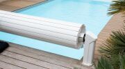 La boucle anti-soulèvement pour volet de piscine