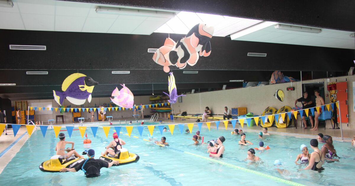 Piscine De Blanquefort