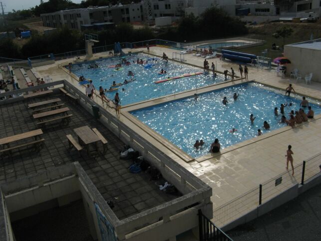 La piscine de la Roche-Chalais
