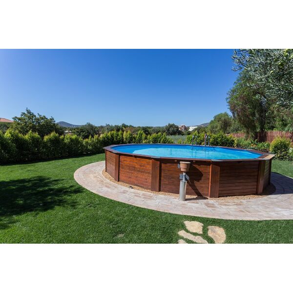 La piscine ovale hors sol un format original GuidePiscine.fr — free download
