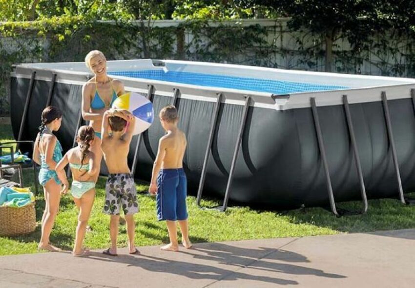 La piscine rectangulaire : une forme conçue pour toutes les utilisations 