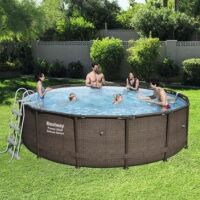 La piscine tubulaire : pour passer un été dans l’eau, chez-soi