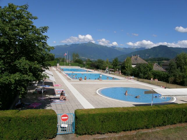 La piscine municipale de Saint Pierre d'Albigny.