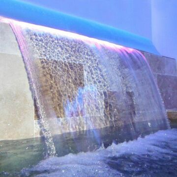 Piscine Center O'Clair - Lame d'eau avec LED 16W - 1200 x 150 mm - Cascade pour piscine