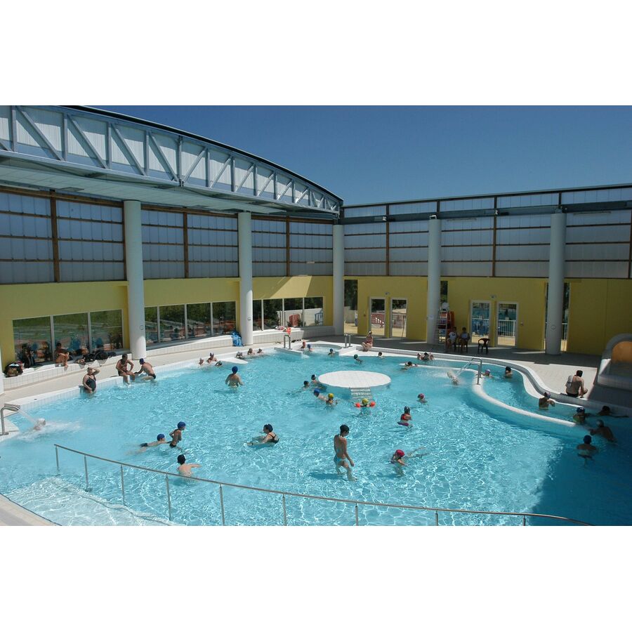 Complexe aquatique - Piscine à Hyères - Horaires, tarifs et téléphone - Guide-Piscine.fr