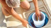 Le guide d&rsquo;entretien de votre piscine : les &eacute;tapes-cl&eacute;s