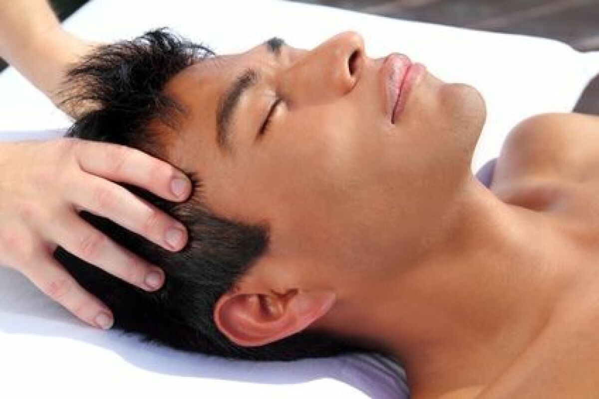 Massage du cuir chevelu : tout savoir sur le massage du cuir chevelu - Elle