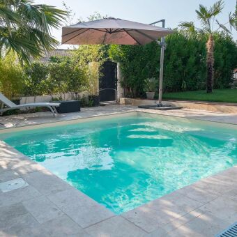Le Prix D Une Piscine Enterree Budget Tarifs Et Couts Guide Piscine Fr