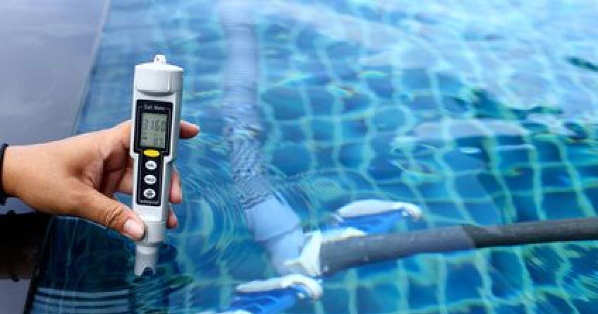 Le testeur de salinité pour piscine — free download