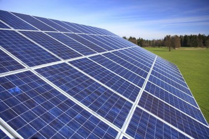 Le panneau solaire fait parti des réchauffeur solaire de piscine Le panneau solaire fait parti des réchauffeur solaire de piscine