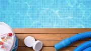 Les diff&eacute;rents types de floculant pour piscine