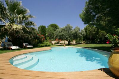 Les piscines en kit enterrées 