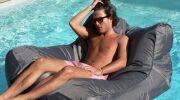 Les poufs de piscine