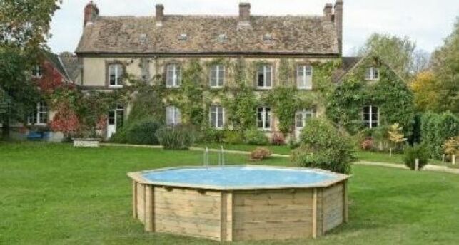 Les prix d’une piscine bois varient selon le type et les dimensions de la piscine.